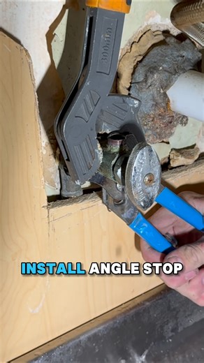 This angle stop was old and due for an upgrade... #shorts #plumbing #homeimprovement #arizona