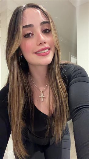 Ameli🦦 (@ameliolivera)’s videos with original sound - AriaVega