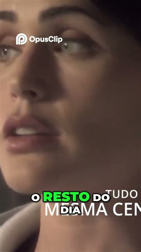 De Obra-Prima a Filme LIXO: O Desastre de CARRIE (2002)! #shorts