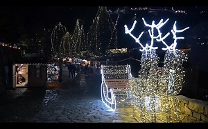 ΒΙΝΤΕΟ: Εγκαινιάστηκαν τα Χριστουγεννιάτικα Χωριά 2024-2025