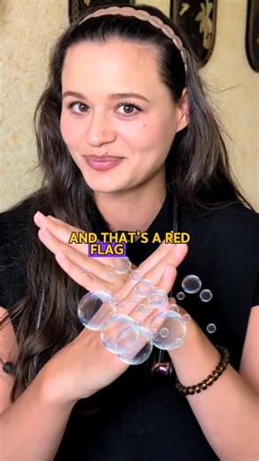 Olia | Nurse Practitioner • Nursing Study Guides on Instagram: "📥 Comment “CHEST” and I’ll DM you my FREE Chest Tube Cheat Sheet 📥Comment "GUIDE" for early access with freebies. 🫁 Chest tubes keep the lungs inflated after air, blood, or fluid enter the pleural space -but here’s the catch: ✅ The water seal should move with breathing (tidaling) ⚠️ Continuous bubbling? That’s an air leak. 🚩 No tidaling? Blocked tube or resolved pneumothorax. That’s just the start - the real emergencies happen w