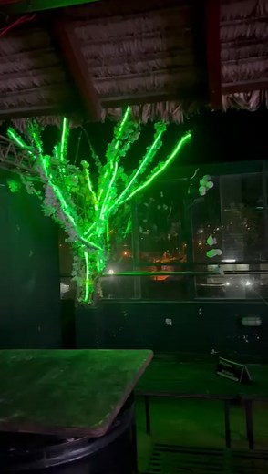 Subimos El Nivel!!! #fiesta #santacruzdelasierra🇳🇬 #eltorno #ledlights #perreo #Laterraza #Discoteca