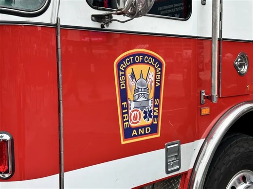 1 seriously hurt in Southeast DC car crash