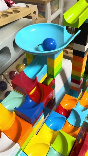 Marble Run ☆ A fun and addictive colorful block coaster