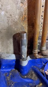 Replacing a faulty stop tap! #fblifestyletyle #fblifestyle #fblifestyletyl #fblive #lifestyle #life #lifehacks #lifeisbeautiful #lifequotes #short #furnituresale #homedecor #smallbusiness #localbusiness #homeforsale #homefurniture #realestate #toolsale #vintagefurniture #appliancesaleThe | plumber video