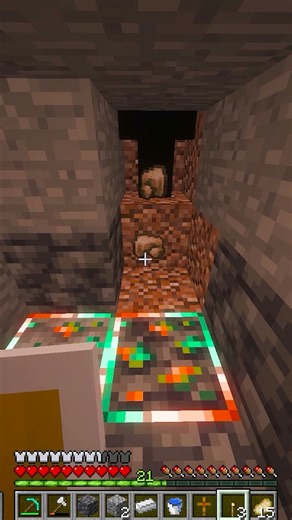 such a freaky lil guy #minecraft #horrorgames #minecrafthorror #fromthecaves