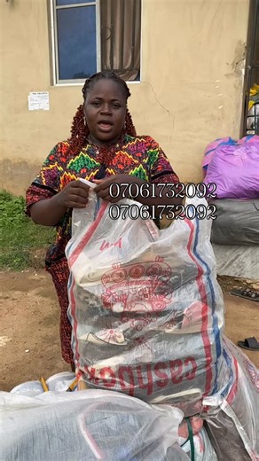 21K views · 359 reactions | FASHION BAG WITH MEN CROSS BAG | Toyin's thrift | Facebook