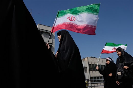 Iran reopens the Strait of Hormuz, but threatens to close it again as the US maintains its blockade