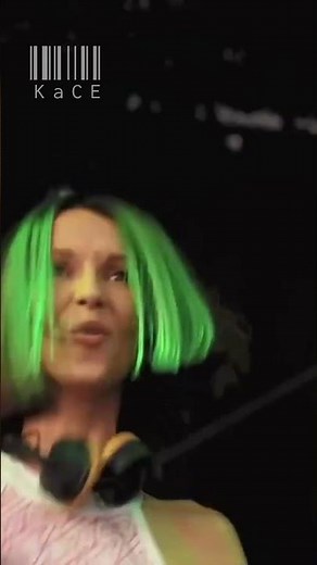 MISS MONIQUE IN BARCELONA 💚