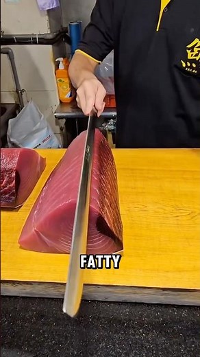 Why Does Tuna Meat Have Two Different Colors? The Science Behind Pink and Red Tuna!