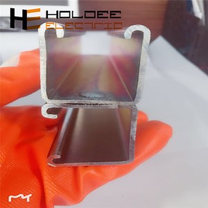 [Hot Item] U Shaped SS304 Unistrut 41X41X2.5 HDG Strut Channel Wholesale Unistrut C Channel