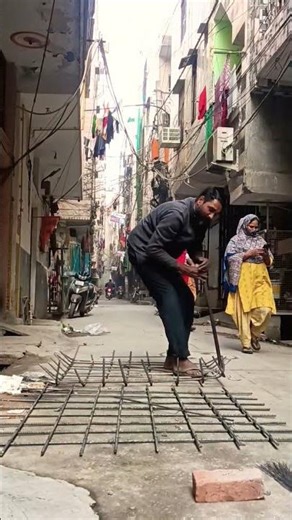 construction#worker#itni mehnat baap re#🥰🥰🥰