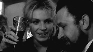 Doktor Ewa - odc. 1/9 – Trudny wybór