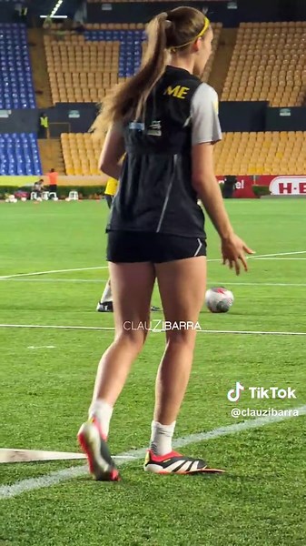 Tatiana Flores Futbolista Tigres Femenil