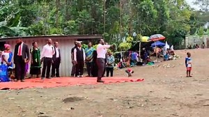 WWC - HSMM, Outreach at Pausa Market today. Sapos yu blo Enga em ba yu harim Tokples Song gut. "GOD em bikpla God tumas. Ba me praisem God time me stap laif." Enga Tokples Song. #fbreelsfypシ゚viralfbreelsfypシ゚viral #followersreelsfypシ゚viralシfypシ゚viralシalシ #viralpost2026シ | KE VI NZ