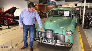 The icon of Holden History... The 1953 Holden FX, before the FJ we were blown away with the sharp chrome work on the FX. This carefully & beautifully reconditioned Old Girl is up for Auction next Saturday, pop in to see her this weekend! Click here for more info: http://bit.ly/SuperSprint271018 | Lloyds Auctions