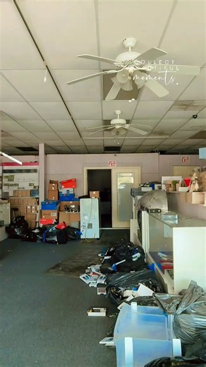 Here’s some more pics from Windsor, NC! I had so much fun there!! There’s a lot of stores that are gone now, but that’s pretty much everywhere you go now. But true beauty never fades. 🙏🏻😇❤️‍🔥 #recovery #relapse #sobriety #alcohol #alcoholic #32yearsold #adultnow #maturing #guidance #clarity #understanding #7monthssober #grateful #imawalkingmiracle #ThatsGod #fblifestyle | Rebecca Sodano