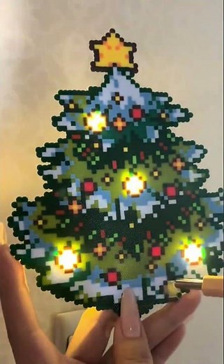 6456:Chinese creator builds a light-up pixel-bead Christmas tree using a magnetic trick