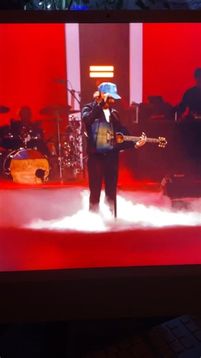 Kid Rock aka Robert Ritchie UNASHAMED FOR JESUS!! ✝️ Sings the song “Till You Can’t” to close out the alternative Super Bowl halftime show! 🙌 Over 5 million streaming on YouTube alone! @kidrock @tpusafaith #jesus #kidrock #nfl #superbowl #tpusa | Paul Budde Music
