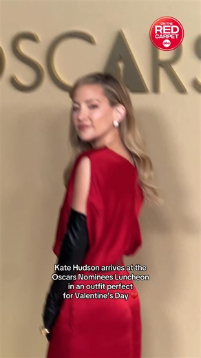 Kate Hudson arrives at the #Oscars Nominees Luncheon! She’s nominated for Best Actress for her role in “Song Sung Blue.” #KateHudson #SongSungBlue | On The Red Carpet