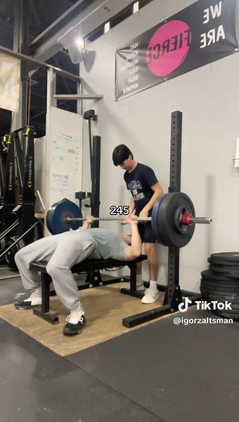 Maxing Out Bench Press as an MMA Fighter