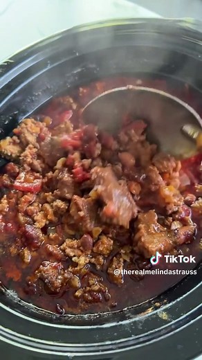 Delicious Slow Cooker Red Bean Chili Recipe