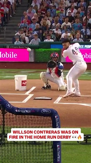 Willson Contreras SHOWED OUT in His HR Derby Debut