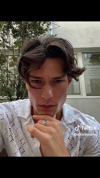 Mewing Transformations: Enhancing Your Jawline