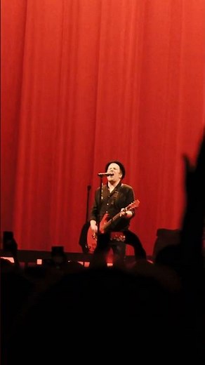 soooo what magic 8 ball song do ya wanna hear on 2ourdust? 🎥 Harry Steel