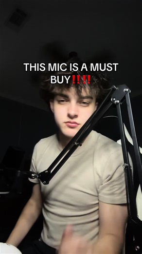 Essential Microphone for Streamers and Gamers