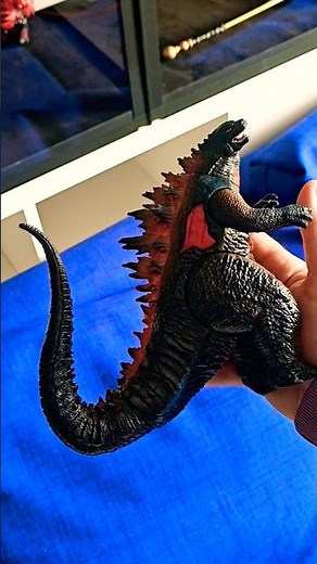 Godzilla 2014 Action Figure Unboxing! | City of Destruction with Battle Damage