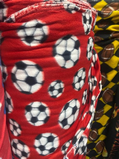 Red Soccer Fleece Fabric - Ball Print Anti-pill Fleece by the Yard – Sports Theme Fabric for Blankets, Crafts, Pajamas, DIY Projects - Etsy