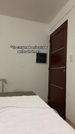 Cargando mi iPhone antes de salir