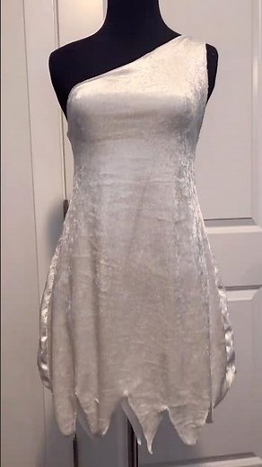 Fast & Easy Wilma Flintstones Halloween costume #halloweencostumes #halloweendiy #diycostume