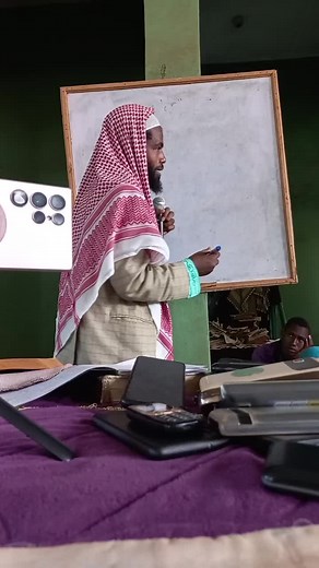 Writing Arabic Scripts: Educational Techniques Explained