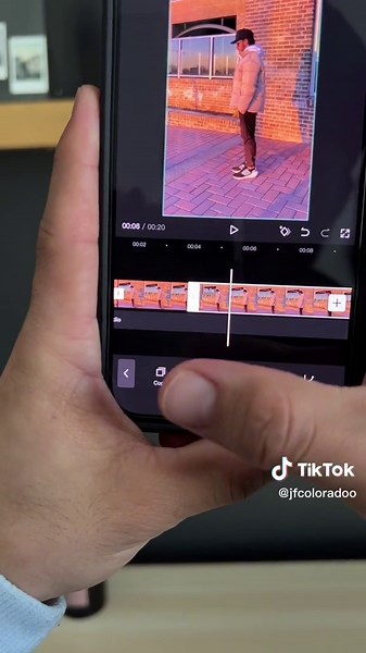 How to do this stutter effect 🏃‍♂️ #CapCut @capcut #cccreator #howto #edit #capcuttutorial #tutorial