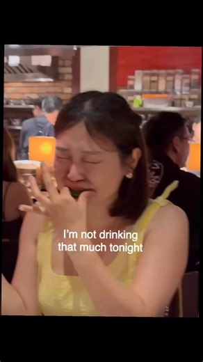 She Back to Default Settings - Chat Music #readcomments #funnyvideo #commentsmusic #funnycomments #chatmusic