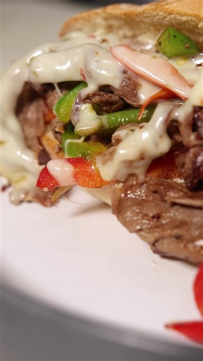 1.2K views | ¿Vives en Santa Fe? Visítanos en Cypress Alondras✨ Empieza el día con un desayuno recién hecho o toma un break para comer algo delicioso. Aquí todo se prepara al instante, con la misma actitud y frescura que te hacen volver. Carr. Libre Tijuana-Rosarito,Plaza Las Alondras,Tijuana. 664 207 3256 | Cypress MX | Facebook