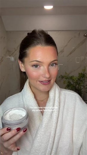 Have you tried the Chanel loose powder? #chanelloosepowder #chanelpowder #chanelmakeup #loosepowder