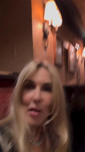 Alana K Stewart on Instagram: "It was so great to be back at my favorite Mexican restaurant, @elcholo1923. It’s the oldest Mexican restaurant in Los Angeles and I’ve been coming here for many years. My favorite green corn tamales are in season till the end of October so we got in just in time! 🫔🌽🌮🇲🇽🍸🥑#food #mexicanfood #tamales #foodie"