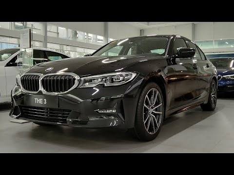 2022 BMW 318i Sport Review Part 1 - Get This Car While You Can! | CAR REVIEW #6