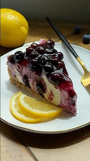 No-Bake Lemon Blueberry Cheesecake