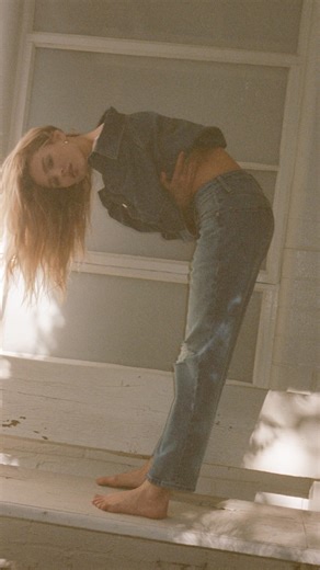 GOOD AMERICAN on Instagram: "Cool girls in cool denim"