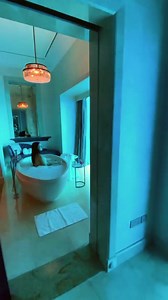 Dreaming of this vacation 🐬 (IG: @terplanet) | LightInTheBox Wedding