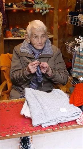 Eight hours of knitting a day! 🧶