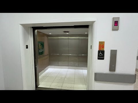 General Hydraulic Elevator at Macy’s (Cherry Hill Mall) in Cherry Hill, NJ