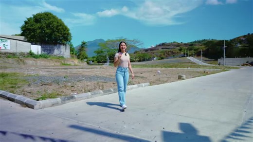 Colonia Valle de Altamira on Instagram: "ENERO es para arrancar con el pie derecho y en Colonia Valle de Altamira ese paso empieza por tu LOTE PROPIO. ¡Adquiere tu lote hoy mismo! 📍 Aldea Valle Abajo, El Progreso, Jutiapa. 📞 5733 8780"