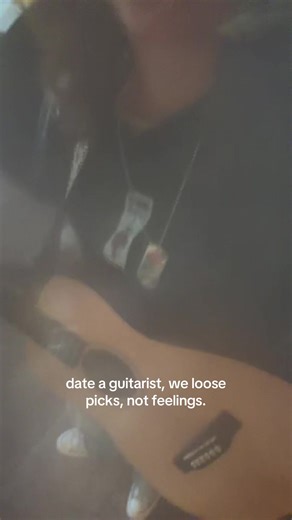 js date a guitarist #guitar #relatable #music #date #fyp