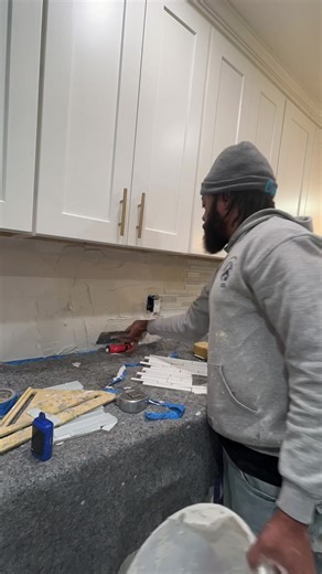 Installing Kitchen Backsplash with Kishawn