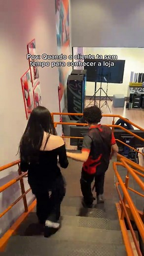 Conseguiu explicar tudo e mais um pouco bem rapidinho como prometeu!! #games #lanhouse #equipe #gamehouse #espaçoparaeventos